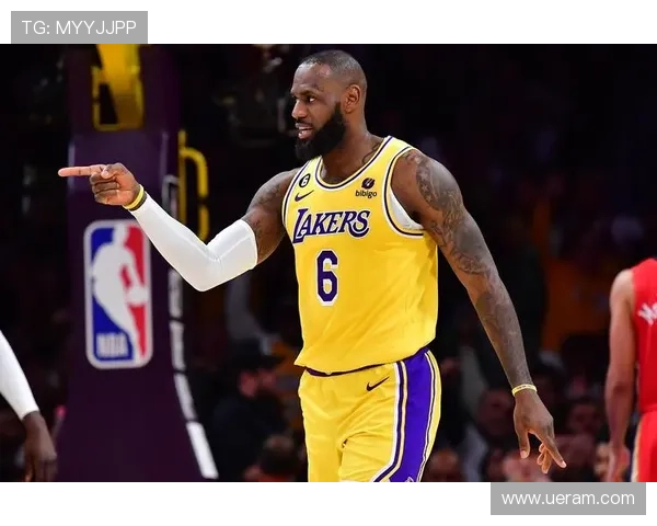 詹姆斯率湖人逆转勇士 全场轰下三双再创里程碑引爆全场热议